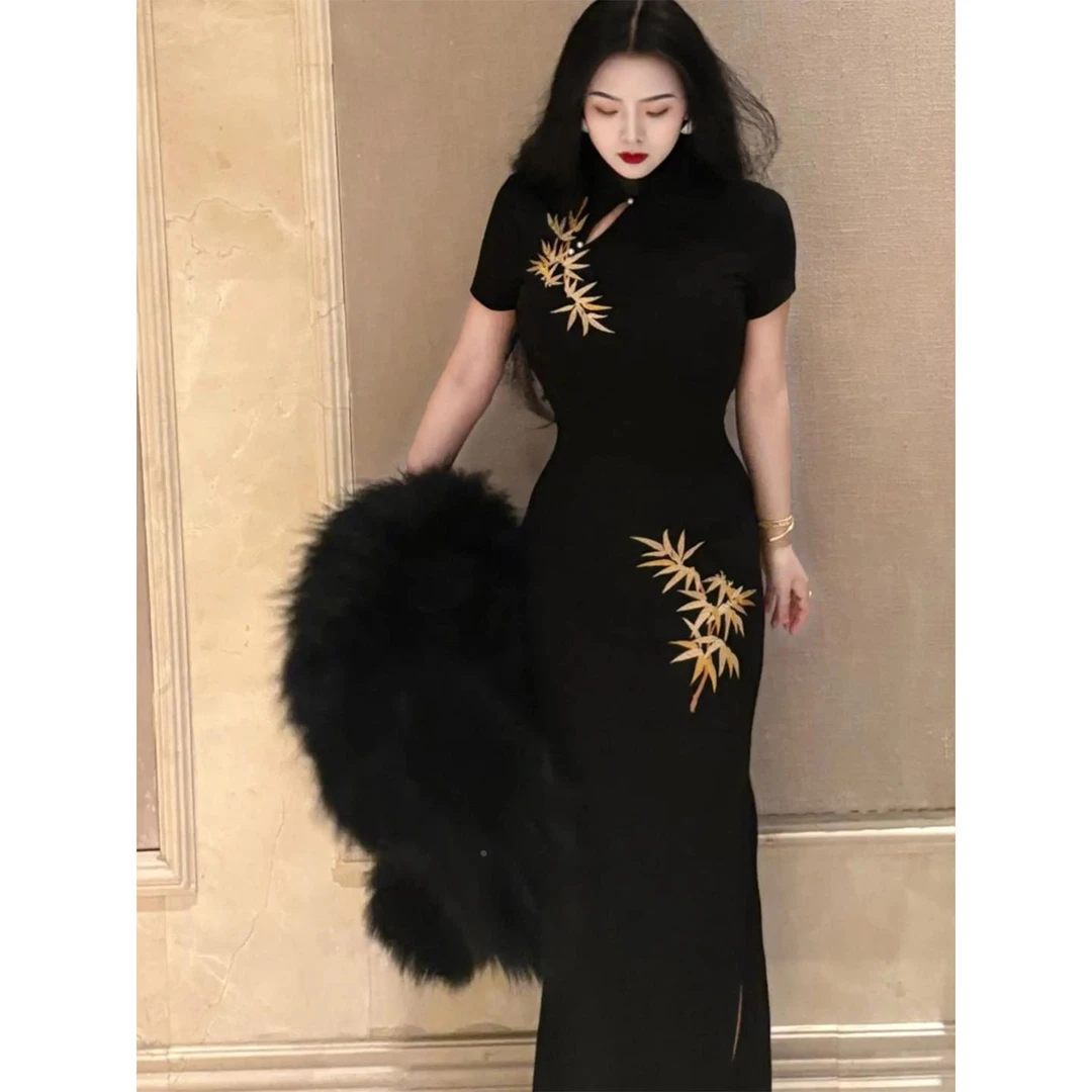 画报夫人新中式弹力刺绣黑色旗袍高端大气复古西装连衣裙短袖金竹