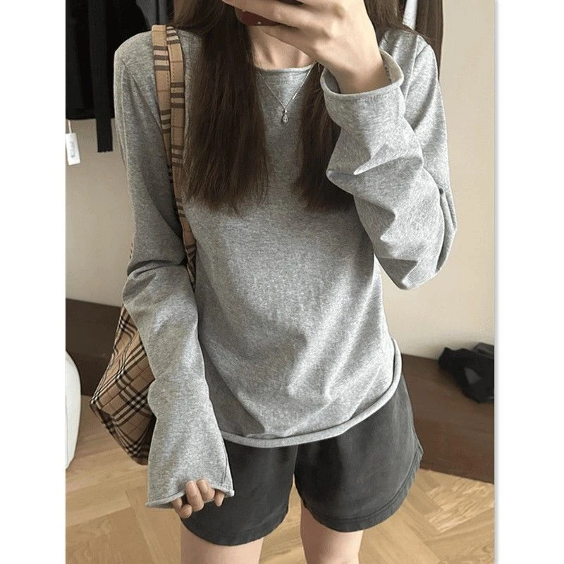 卷边纯色长袖T恤女春季新款显瘦减龄百搭时尚休闲韩版圆领上衣ins