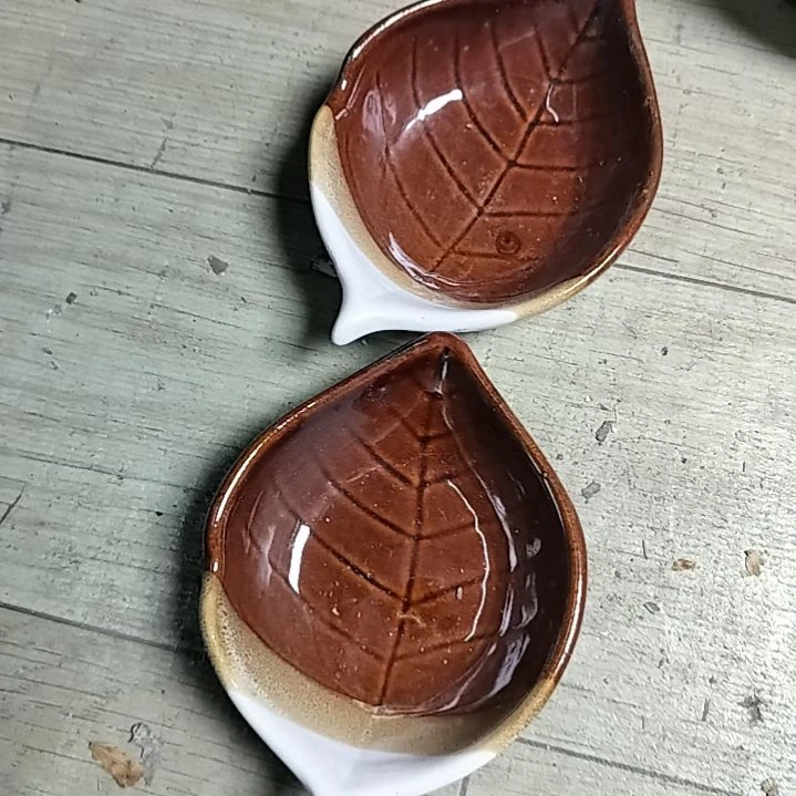 盘瓷片陶瓷杯盘壶碗都有