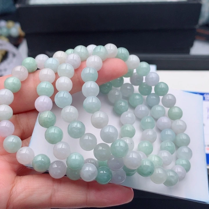 翡翠未镶嵌手链多样性