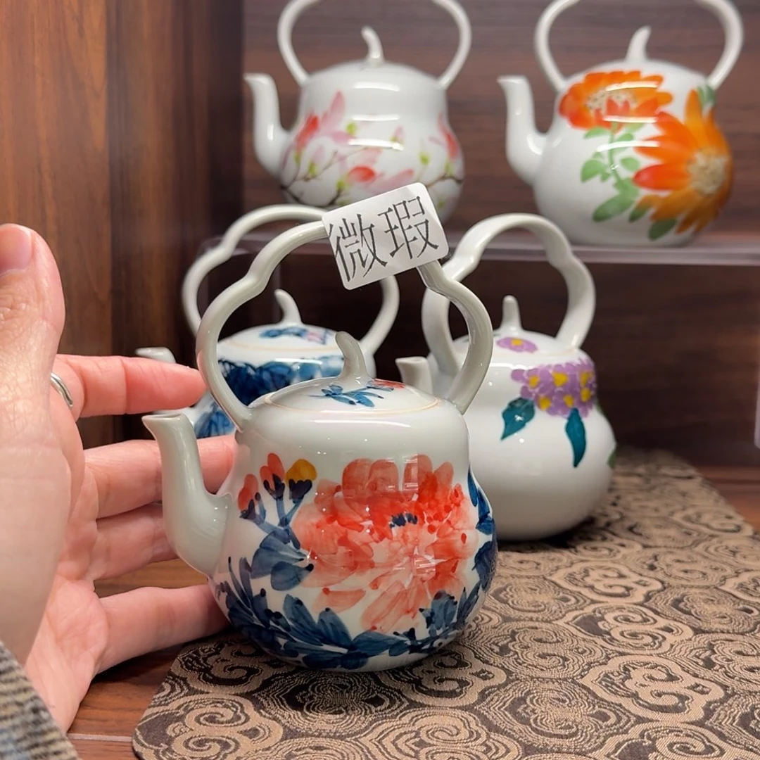 釉下手绘茶具微瑕