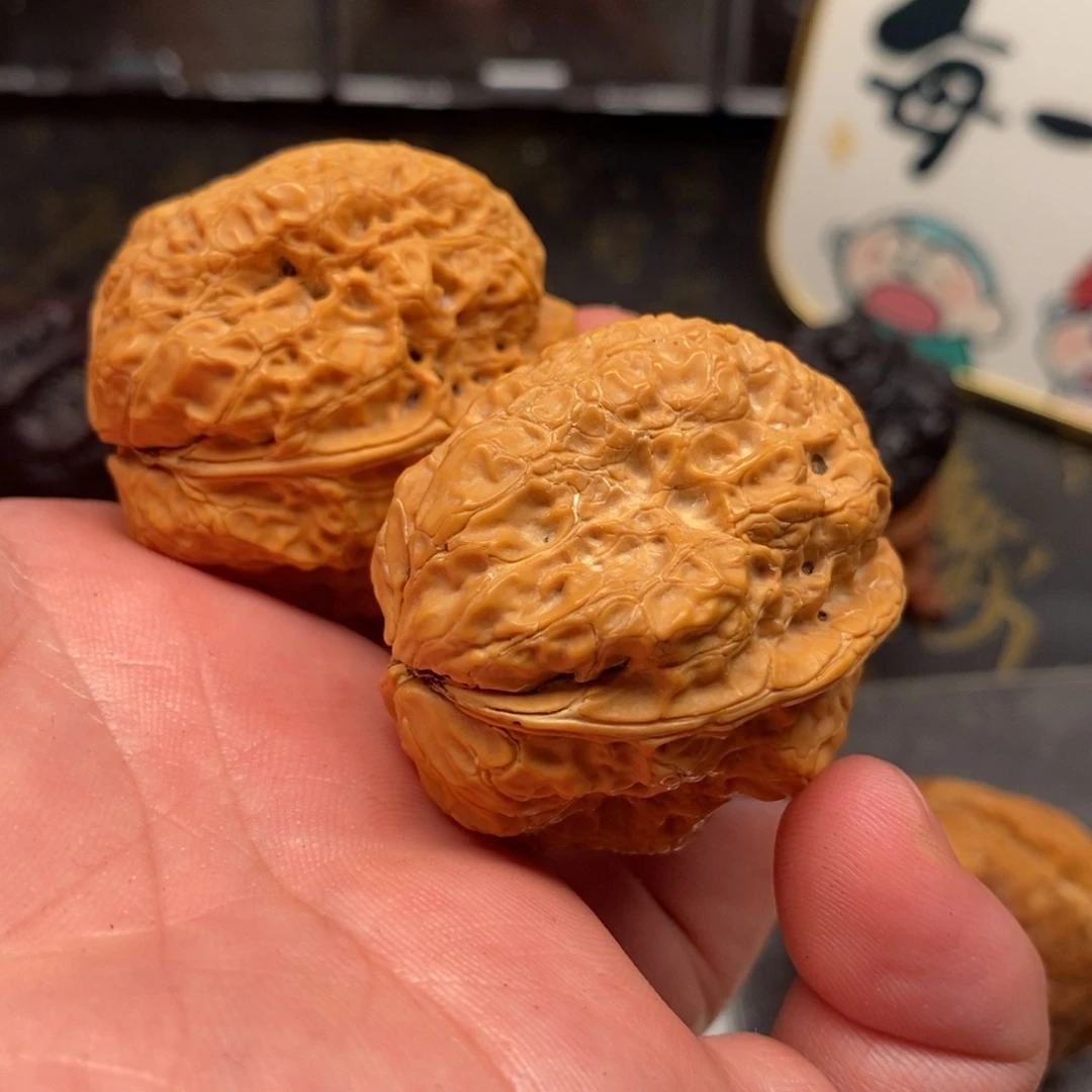 吊坠文玩核桃高背龙脊