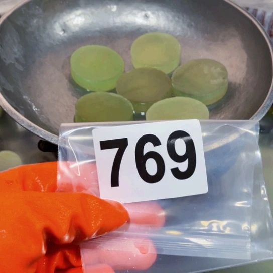 蛇纹石玉未镶嵌珠宝半成品