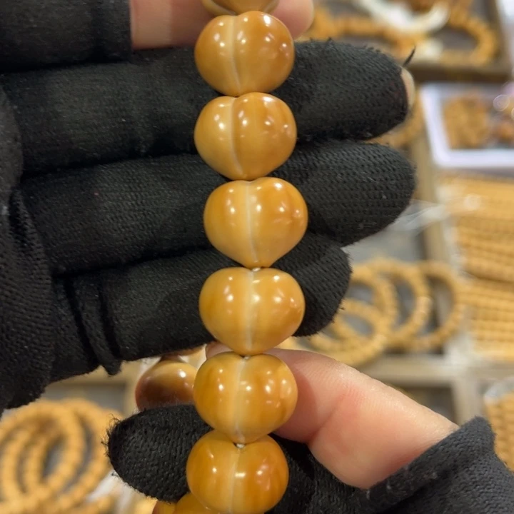 16屁桃猴头手持全品