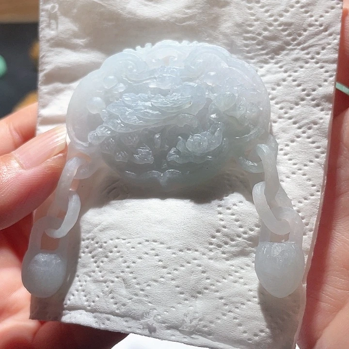 翡翠未镶嵌颈饰天