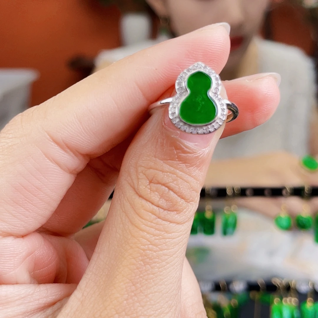 翡翠银S925镶嵌耳饰