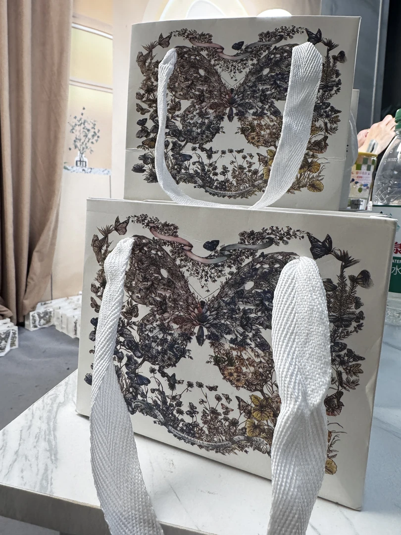 饰品发货运费补款差价使用，无其他物品