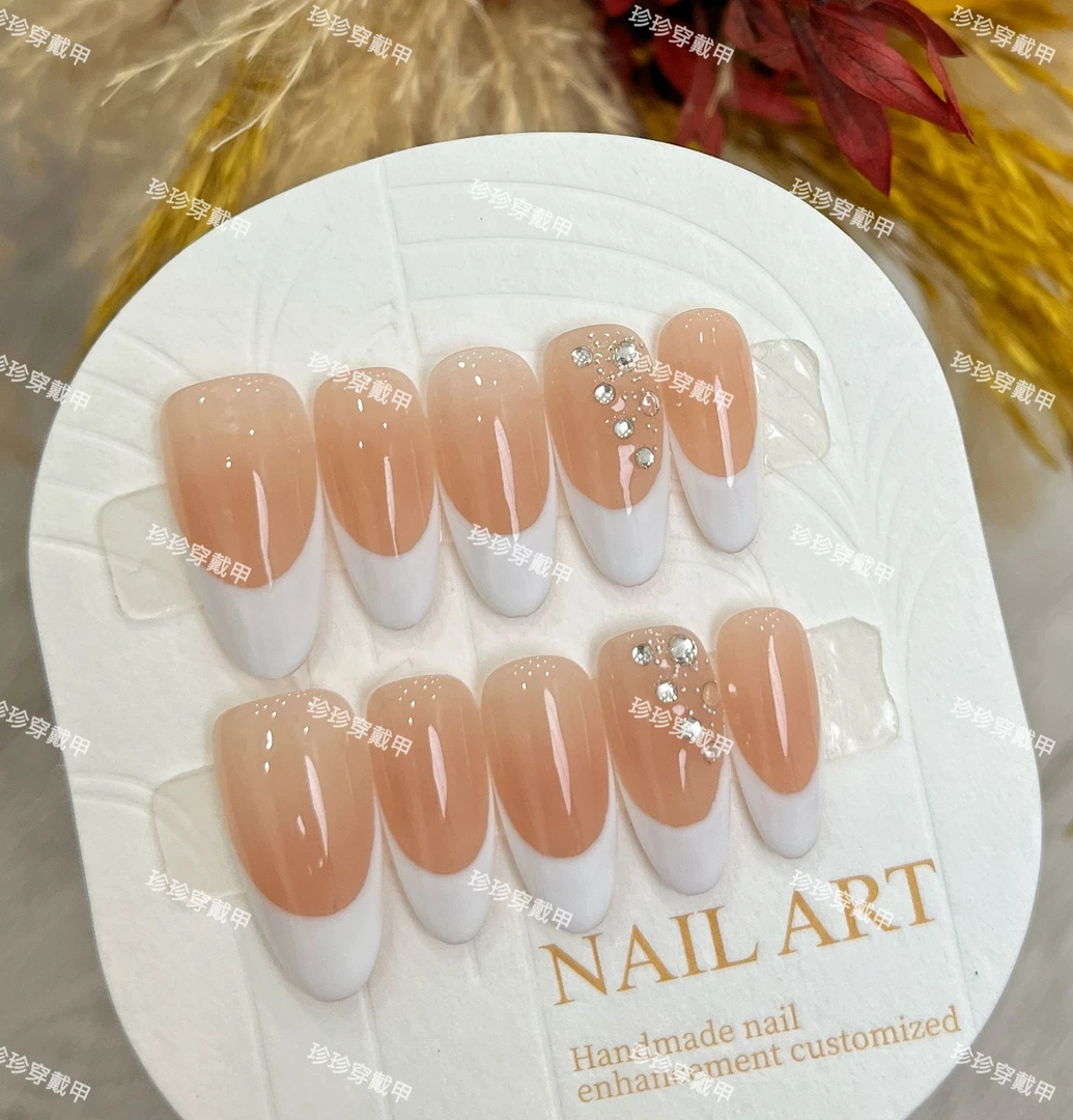 【布蕾白】珍珍手工穿戴甲简约日常白法式钢珠拼钻可拆卸美甲贴片