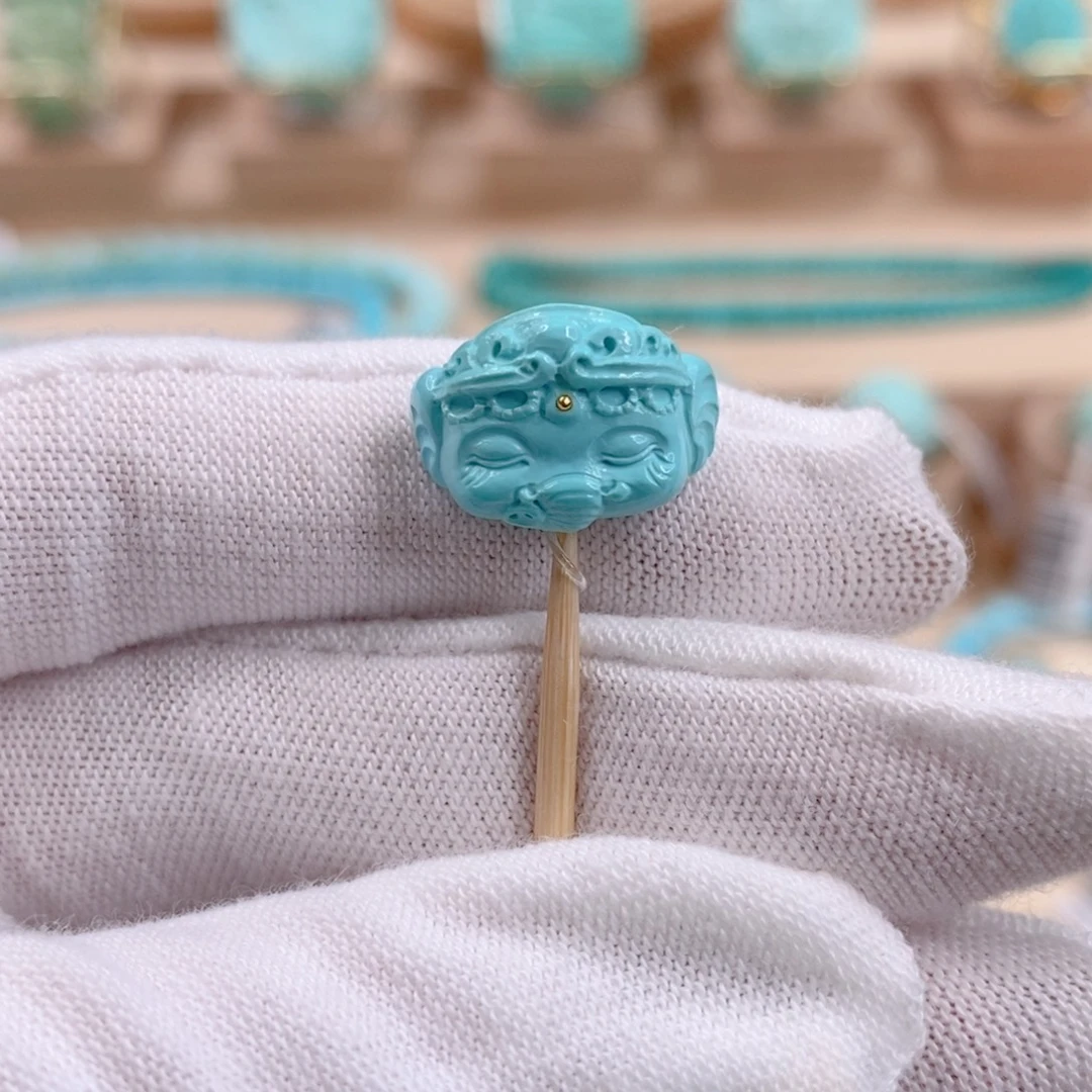 未镶嵌绿松石珠宝奇石