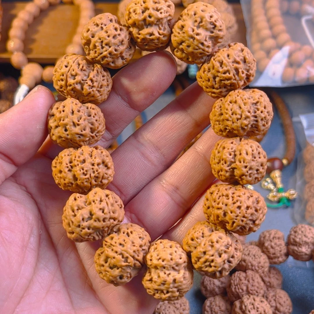 金刚菩提吊坠梅花