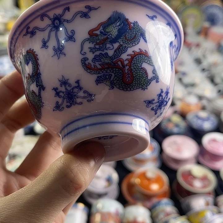 瓷片今天爱吃大米饭