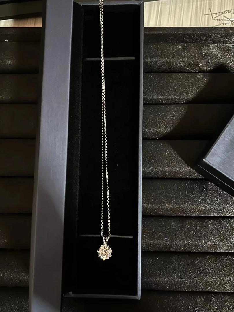 缅甸云上珠宝t047