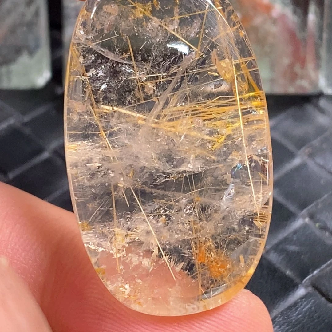 未镶嵌颈饰水晶水晶