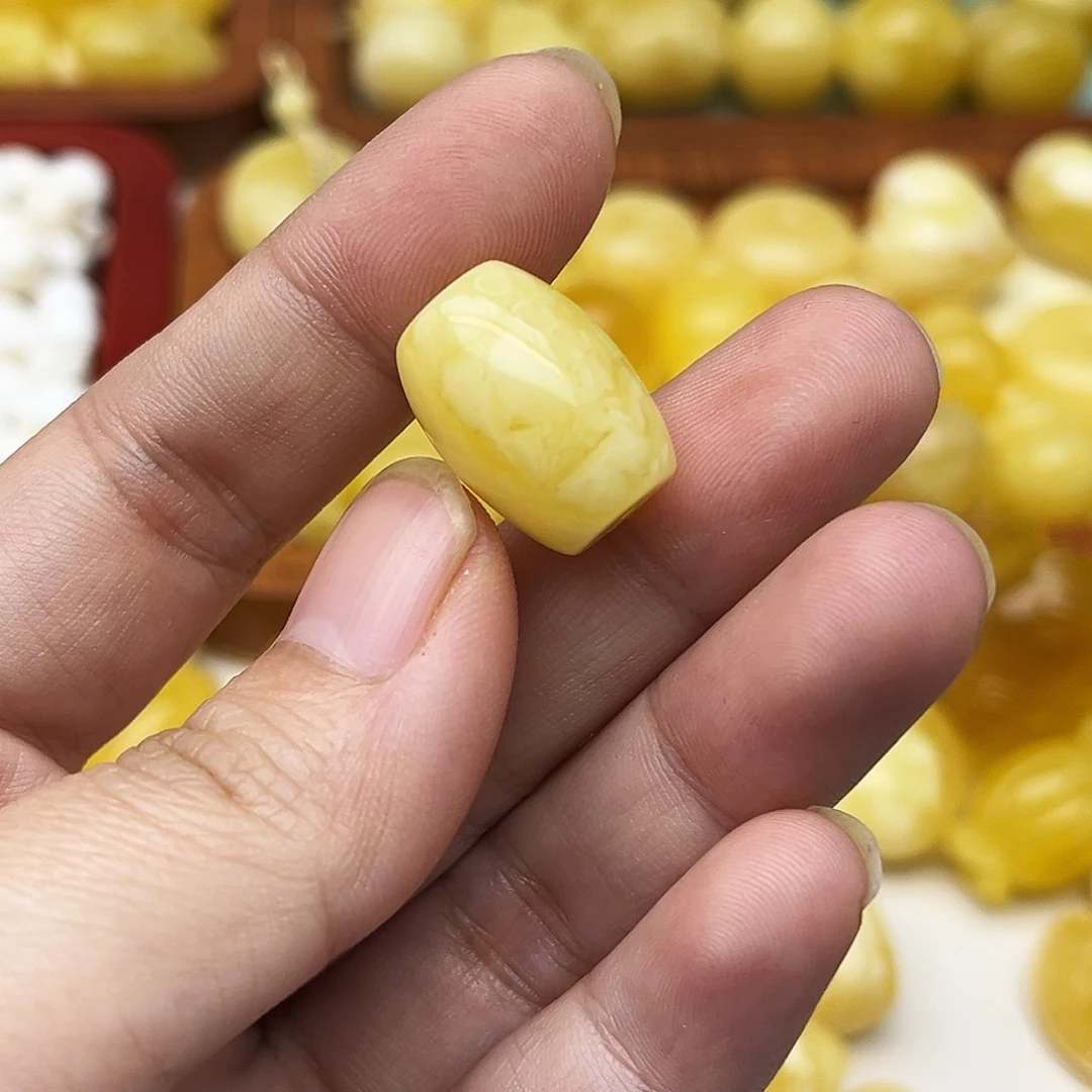 蜜蜡未镶嵌裸石天然