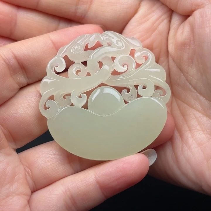 未镶嵌和田玉挂件