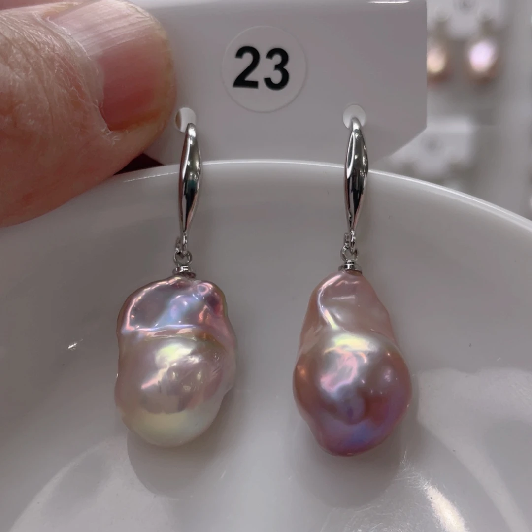 颈饰未镶嵌淡水珍珠