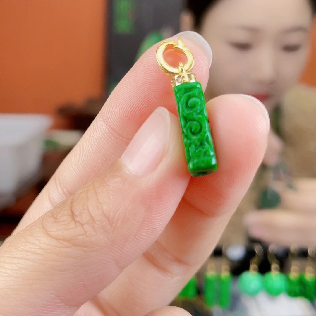 翡翠未镶嵌耳饰饰品