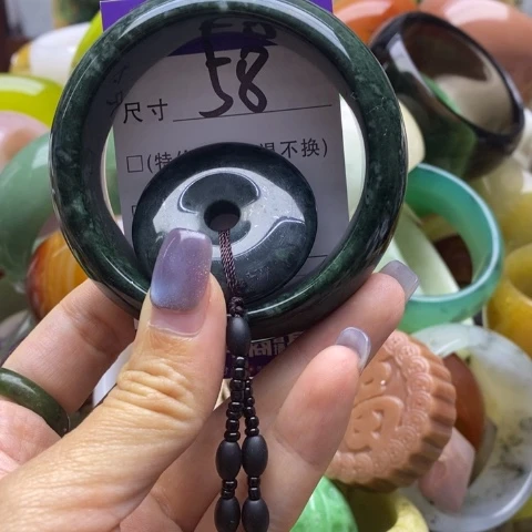 未镶嵌蛇纹石玉手镯