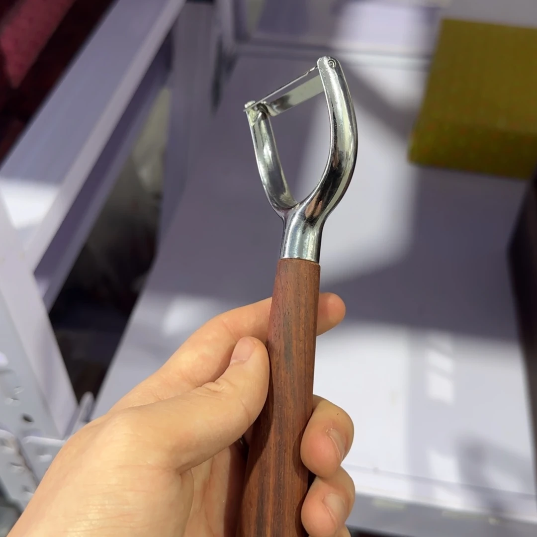 紫檀木类端景台血檀削皮刀 方