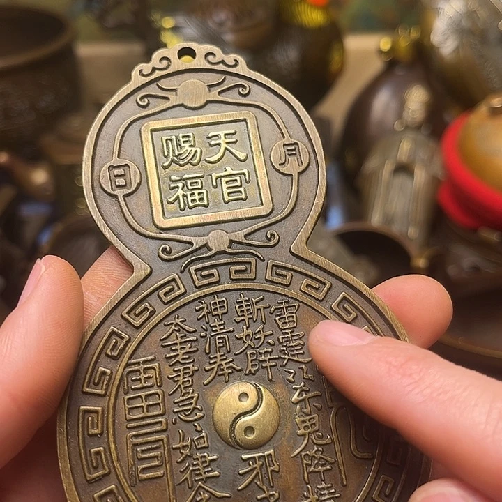 精美铜器批发档口