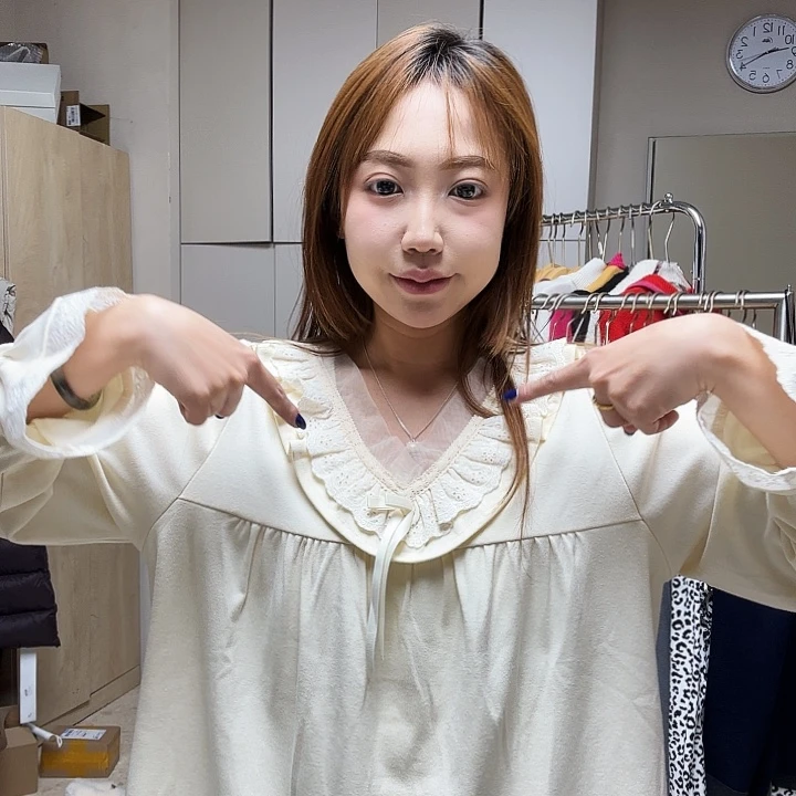 米色睡衣一套11111