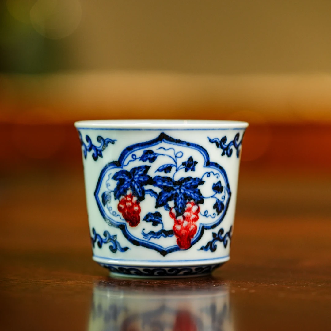 【小乔赏瓷】古官景德镇手工手绘青花釉里红开窗葡萄纹杯
