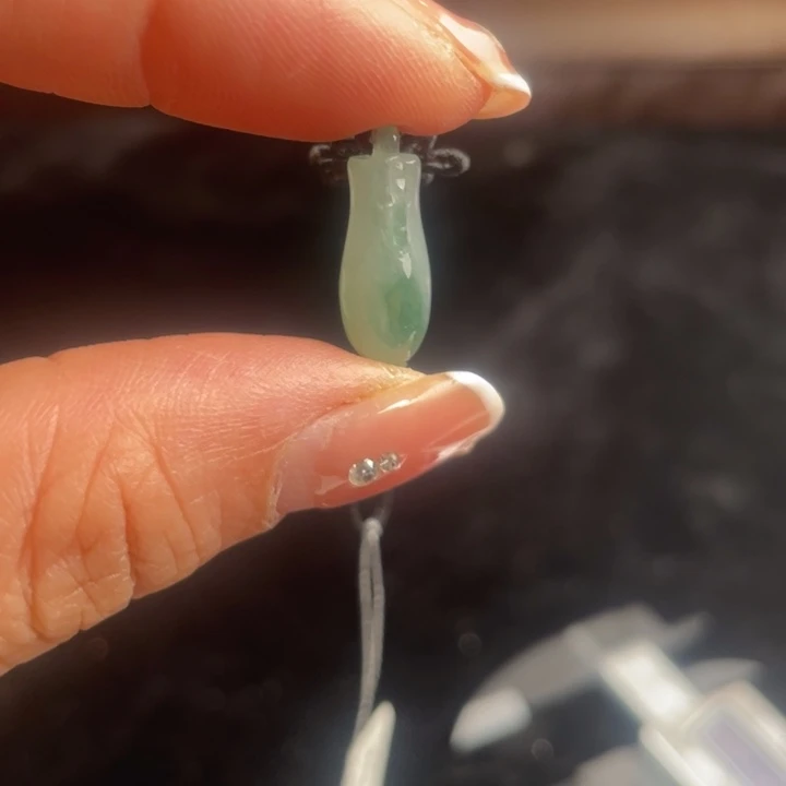 未镶嵌挂件翡翠挂件