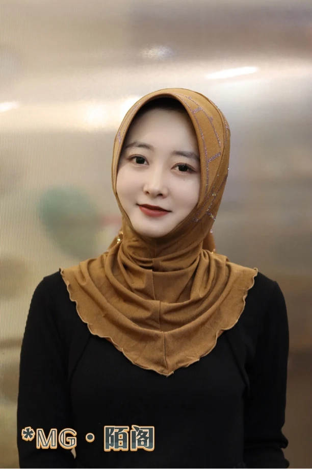 星陶莎硬帽烫钻立体帽沿几何网纱双层头套款民族风格