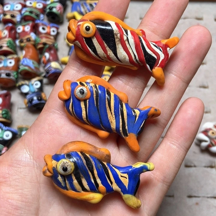 玻璃颈饰小鱼一个随机可挑选