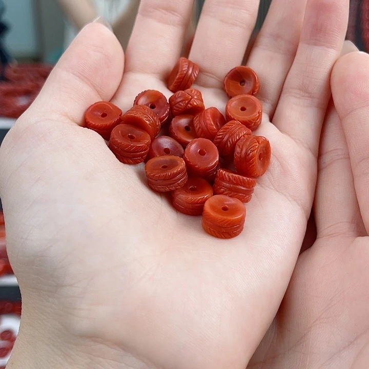 南红玛瑙未镶嵌瓦西羽毛扣（多样性发其一）