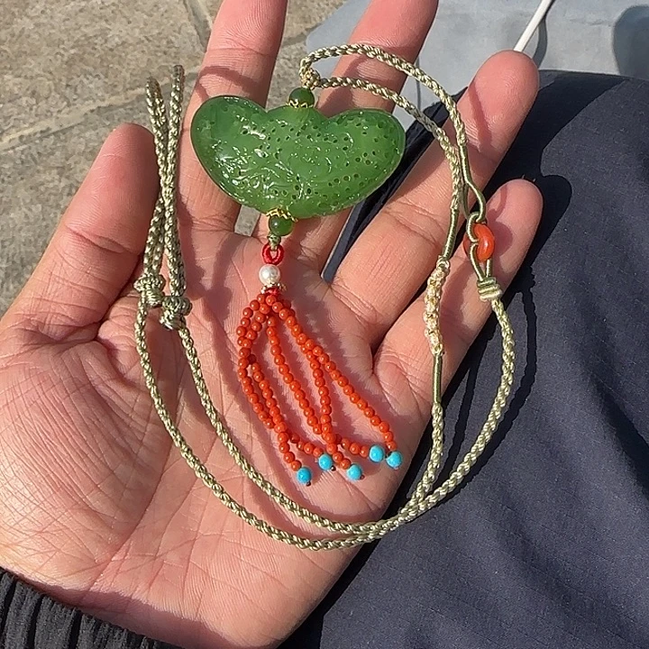 和田玉（碧玉）未镶嵌颈饰