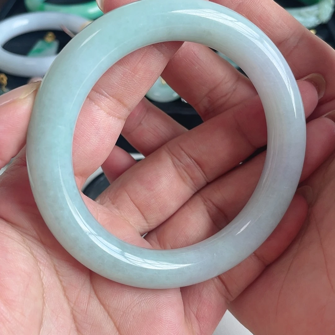 小***暖翡翠未镶嵌手镯翡翠2200