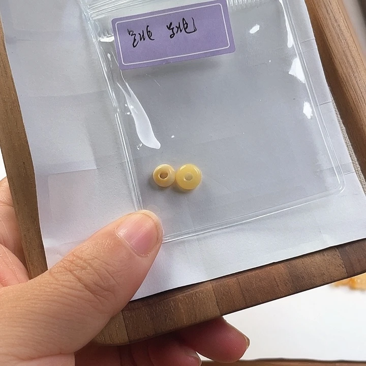 琥珀颈饰未镶嵌跳*卡环2个