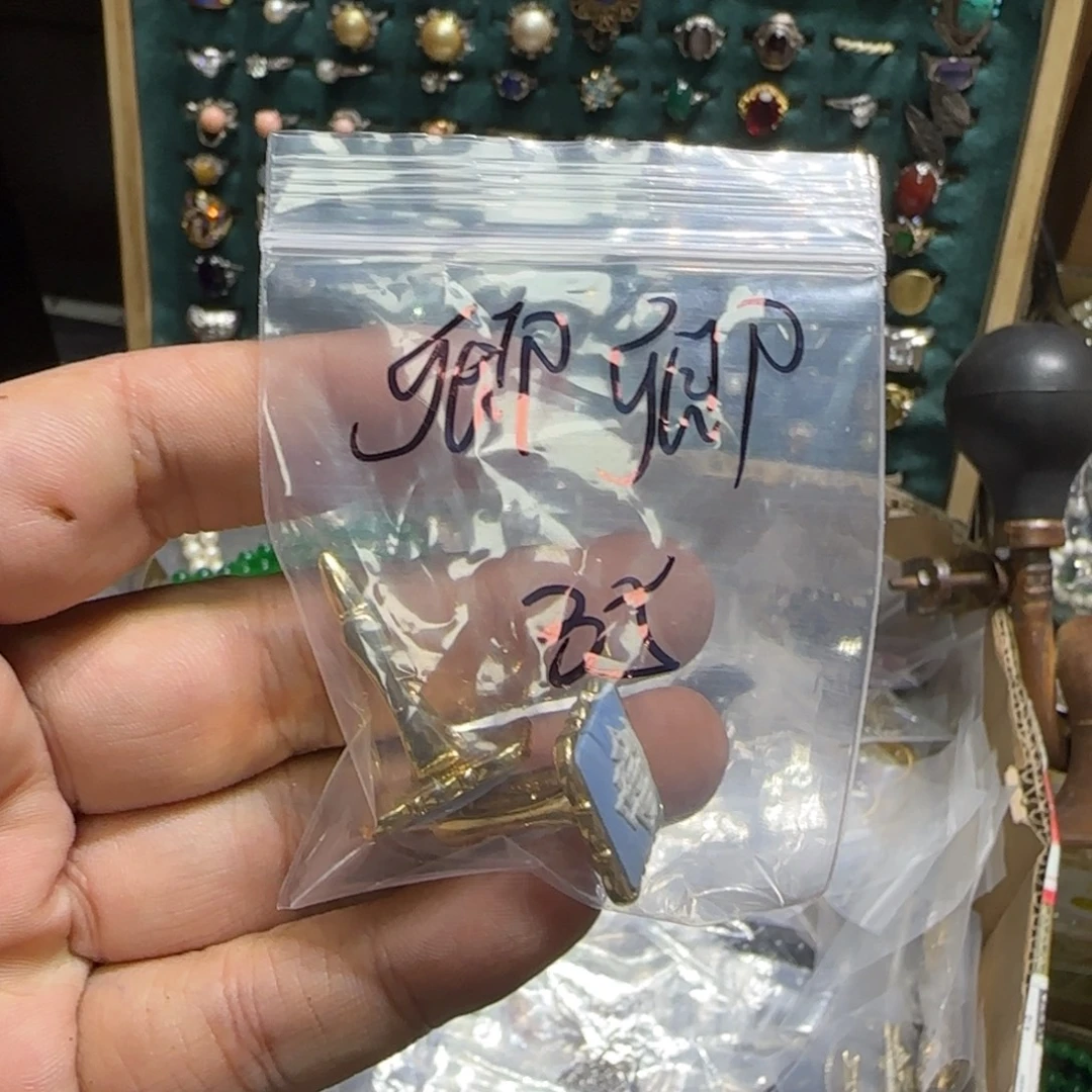 卿***卿铁合金醋酸（人造纤维）
