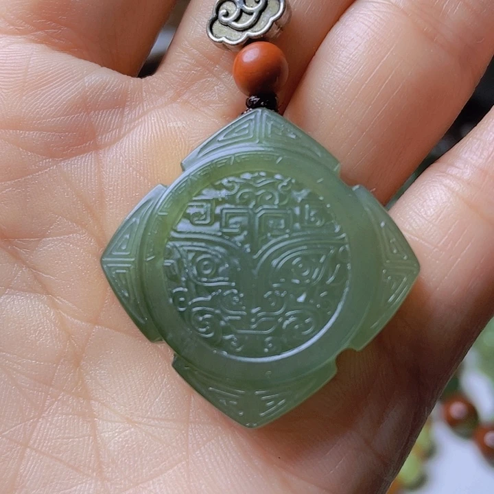 岫岩老玉（透闪石质玉）未镶嵌挂件