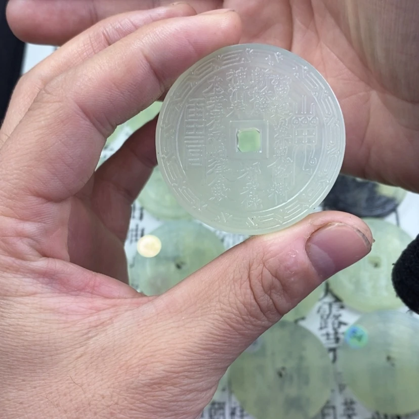 【闪购商品】岫玉颈饰未镶嵌C**仔