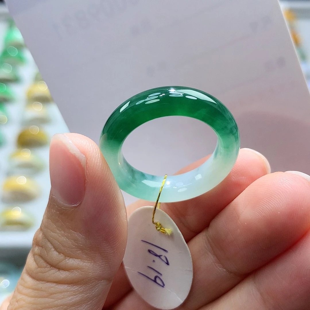 翡翠戒指未镶嵌1819圈
