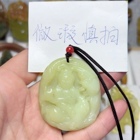 未镶嵌蛇纹石玉吊坠(不含链)