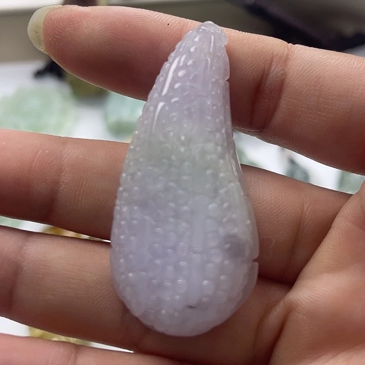 颈饰未镶嵌翡翠1111