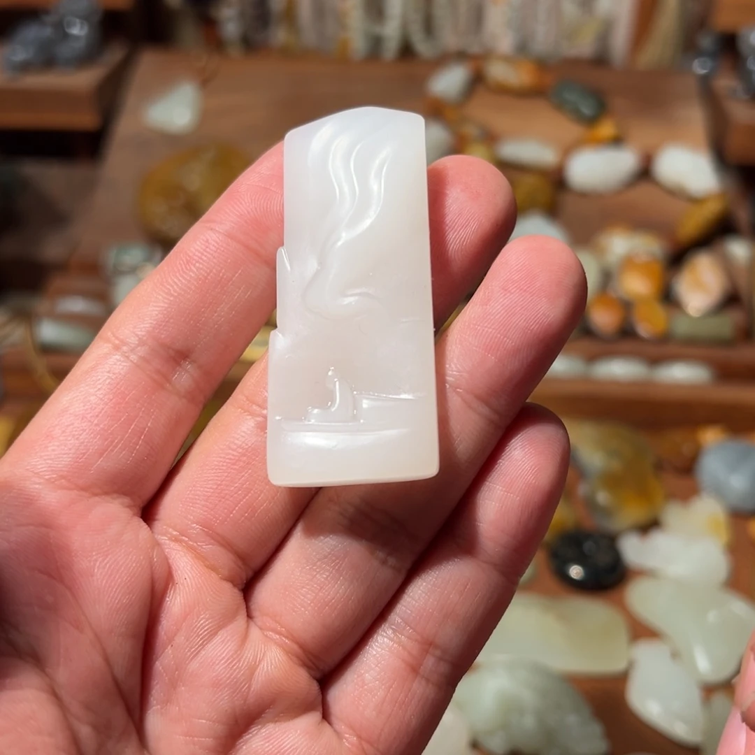 和田玉未镶嵌颈饰