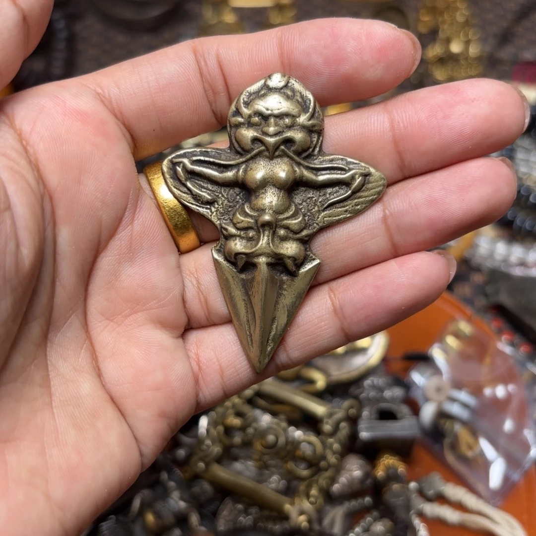 铜星月菩提吊坠项链