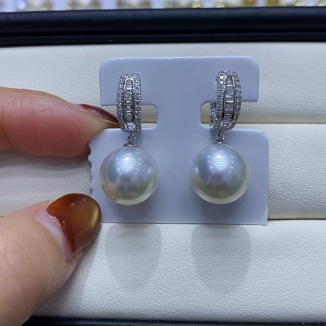 18K金镶嵌海水珍珠耳饰12到13点位澳白