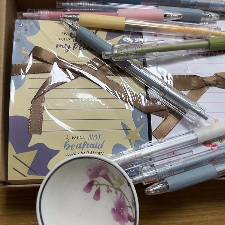 慎拍不退不换紫砂发一箱便利贴加笔681