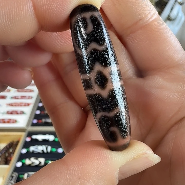 玛瑙/玉髓合金颈饰