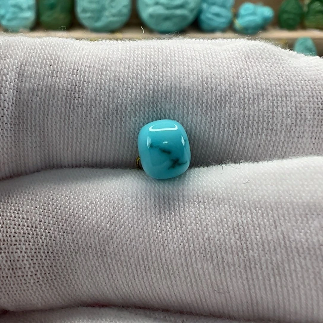 未镶嵌绿松石老型珠6.7x5.7mm
