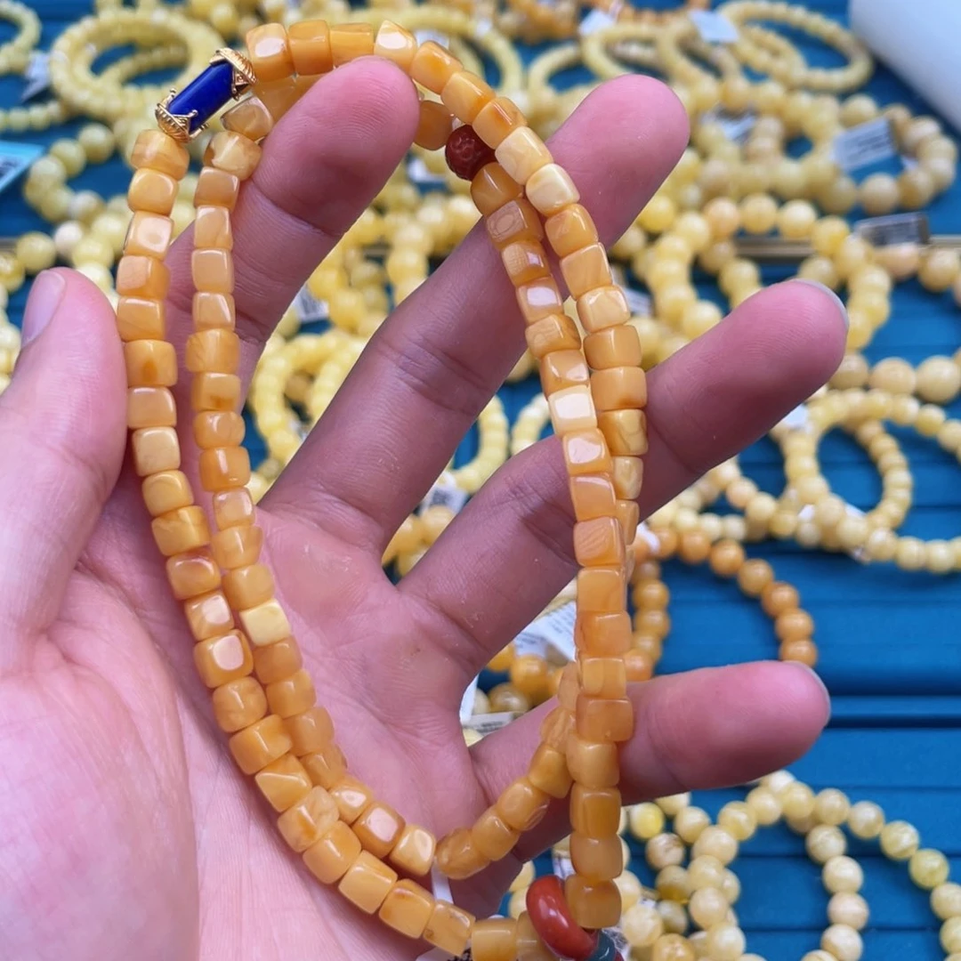 未镶嵌琥珀珠宝奇石26