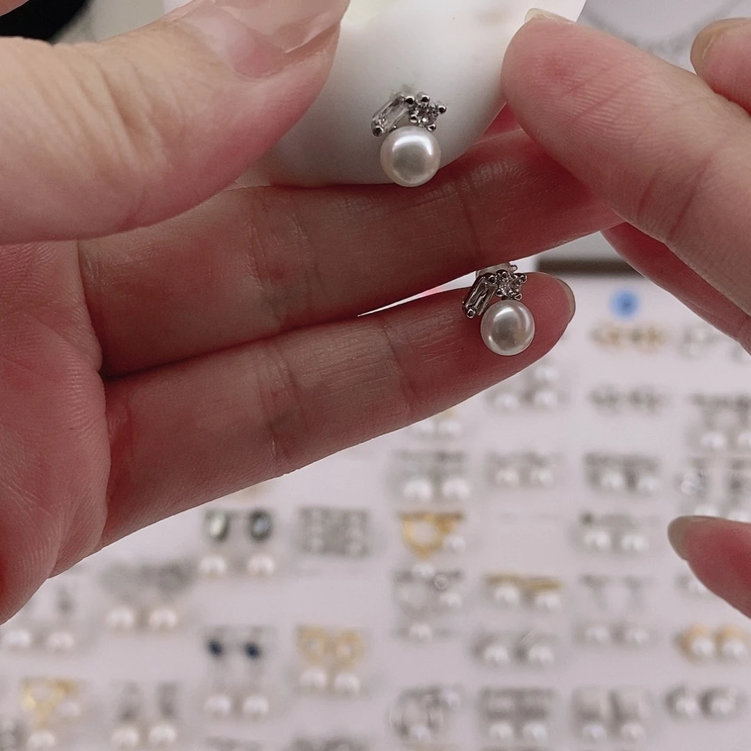 淡水珍珠耳饰合金