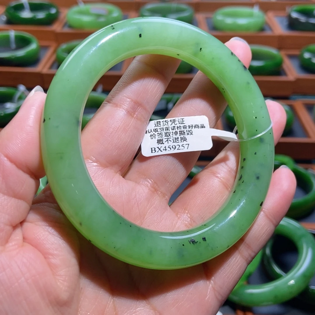 和田玉（碧玉）未镶嵌手镯苹果绿6061