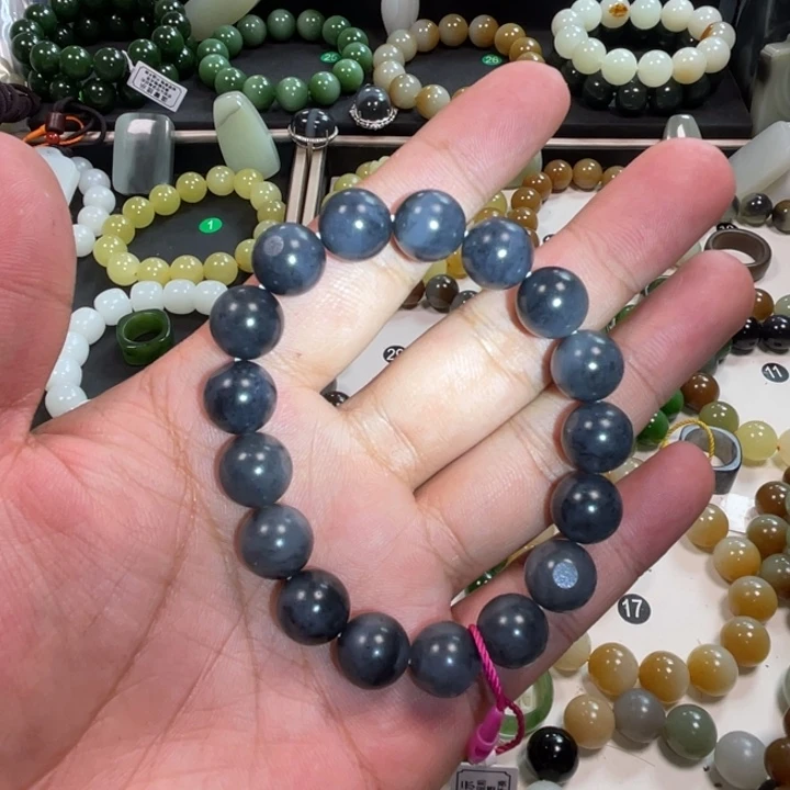 未镶嵌手串和田玉