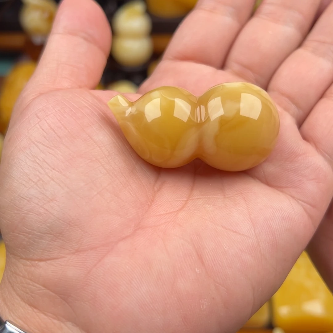 琥珀颈饰未镶嵌纯天然蜜蜡